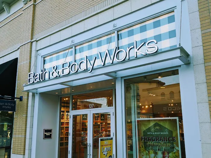 Bath & Body Works 4