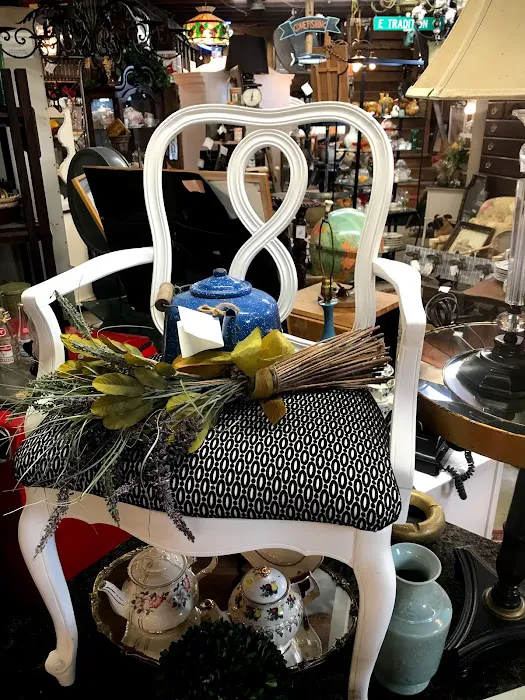 RoadRunner Antiques 8