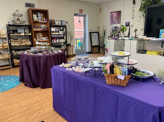 Raven's Corner Herbals & Enchantments 1