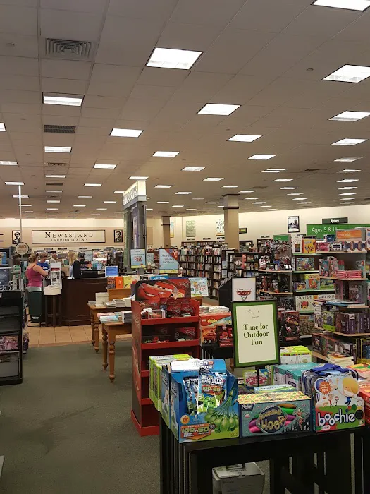 Barnes & Noble 1