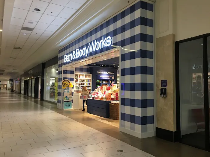 Bath & Body Works 9