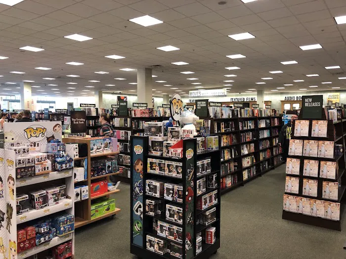 Barnes & Noble 4