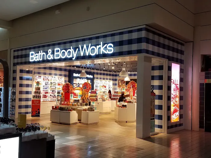 Bath & Body Works 1