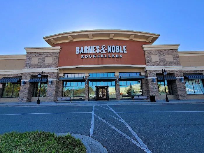 Barnes & Noble 5