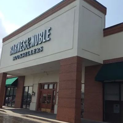 Barnes & Noble