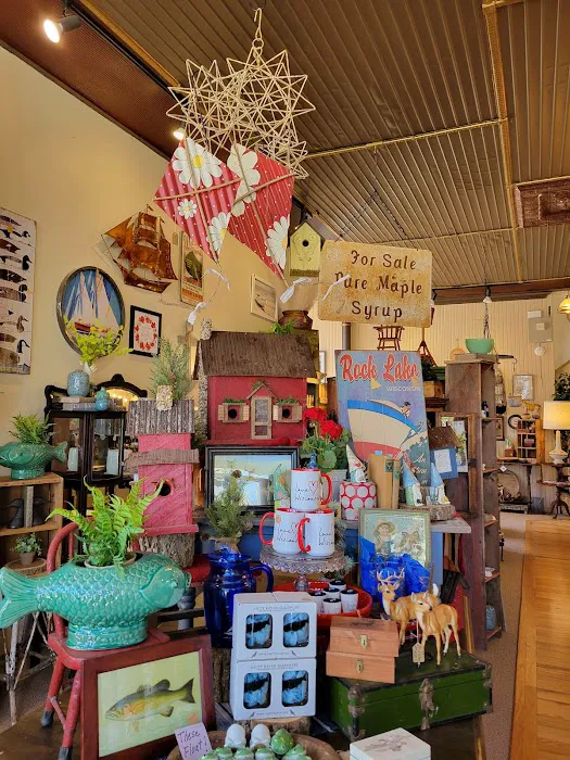 The Corner Mercantile 3