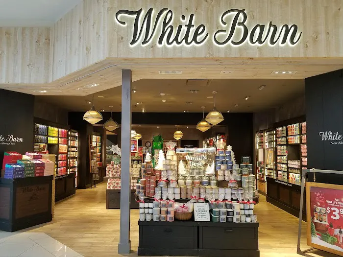 The White Barn Candle Company 1