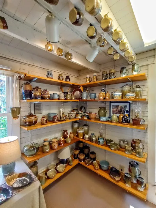 Brown County Pottery 8