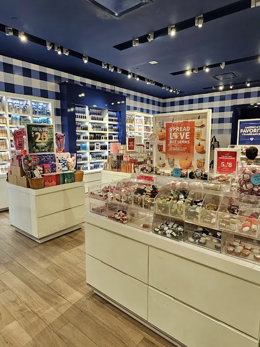 Bath & Body Works 2