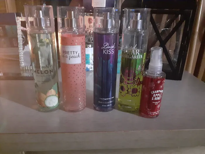 Bath & Body Works 4