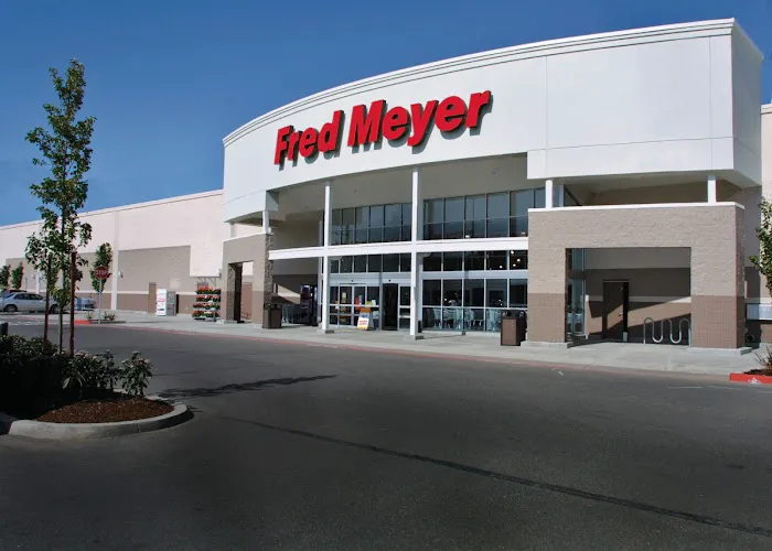 Fred Meyer 9