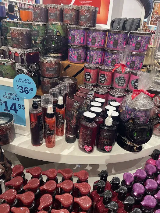 Bath & Body Works 7