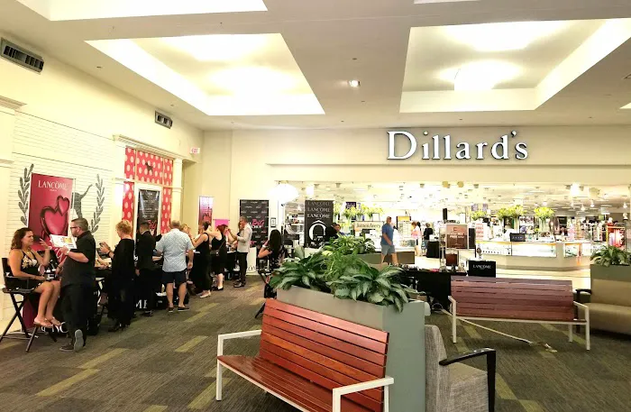 Dillard's 4