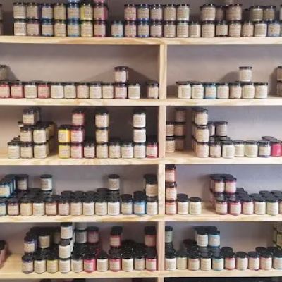 R & W Co. Candle & Supply Store