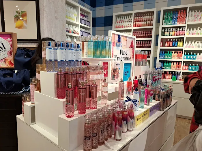 Bath & Body Works 6