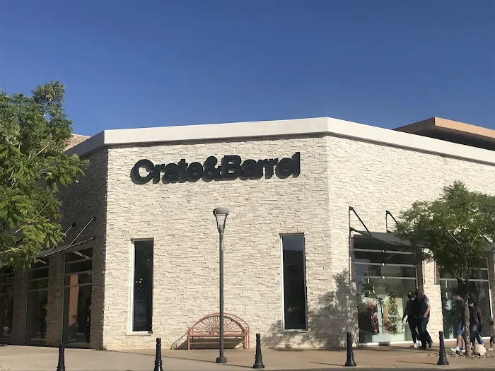 Crate & Barrel 8