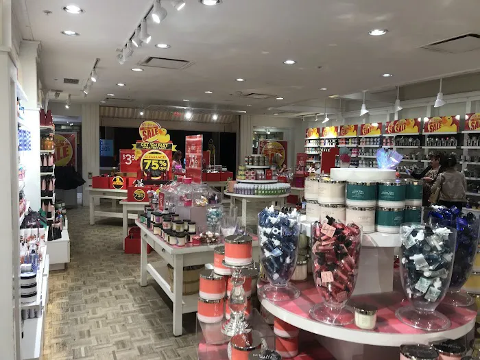 Bath & Body Works 2