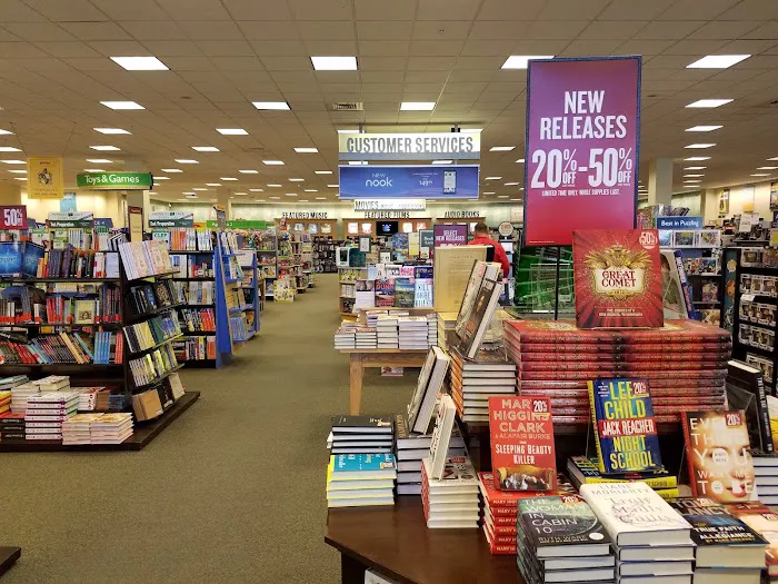 Barnes & Noble 1