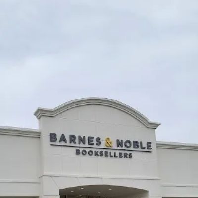 Barnes & Noble