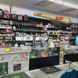 Quick Puff N Go| Smoke Shop | Head shop | CBD | Delta8 | ico
