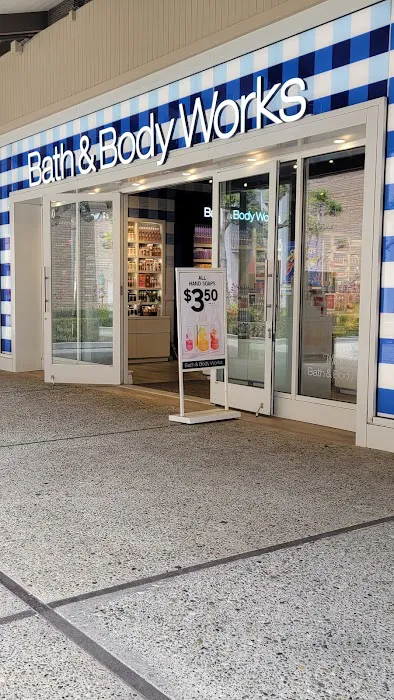 Bath & Body Works 4