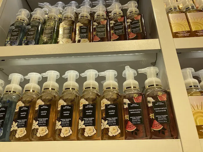 Bath & Body Works 8