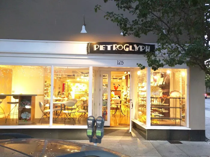 Petroglyph Ceramic Lounge 6