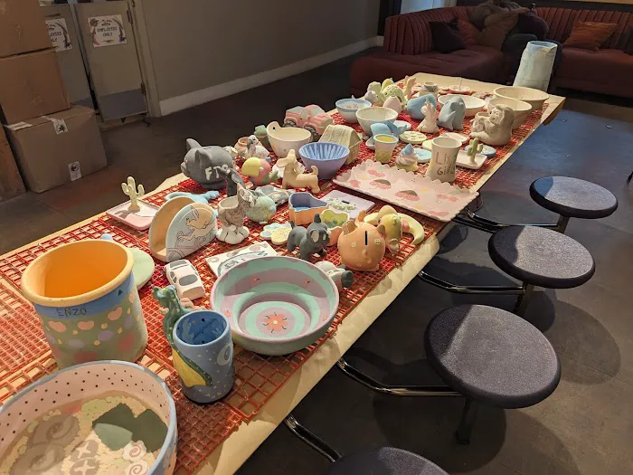 Petroglyph Ceramic Lounge 4