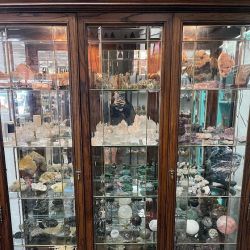 Untamed Fire: Metaphysical & Crystal Shop ico