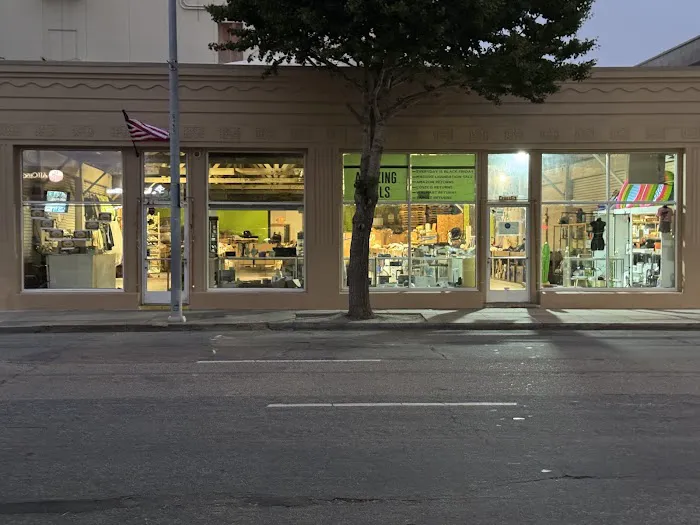 Salinas Liquidations 4