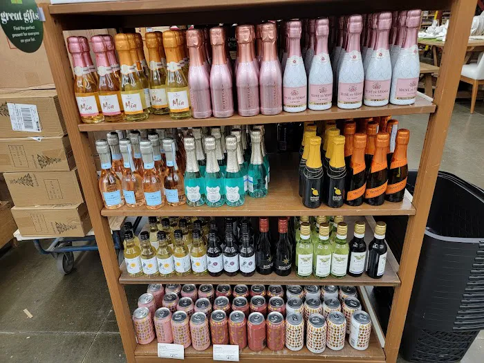 World Market 4