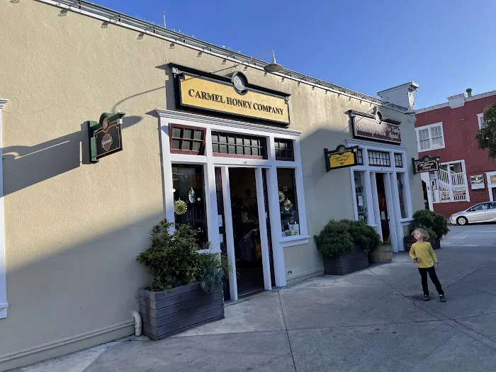 Carmel Honey Company - Cannery Row 4