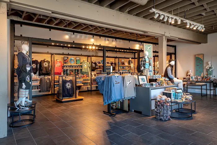 Gift Shop | Monterey Bay Aquarium 4