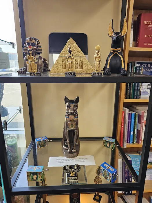 Luminata Books & Gifts 1