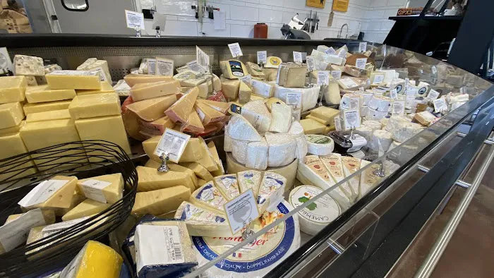 Elroy's Fine Foods 4