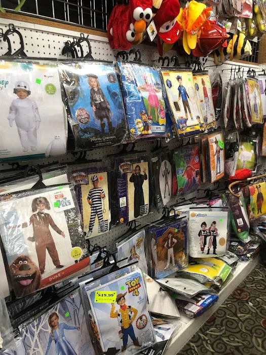 Woodworm Party Store 4