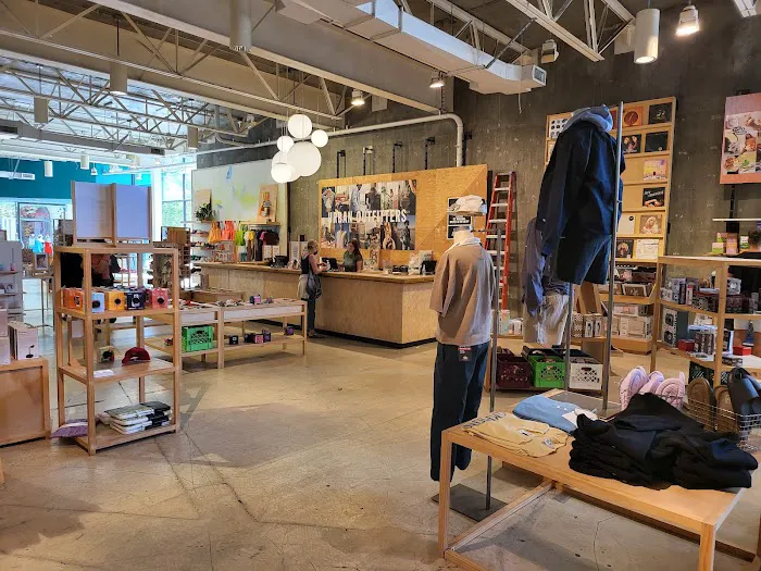 Urban Outfitters 4