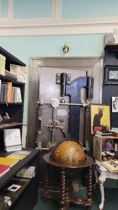 Old Town Salinas Antique Mall 7