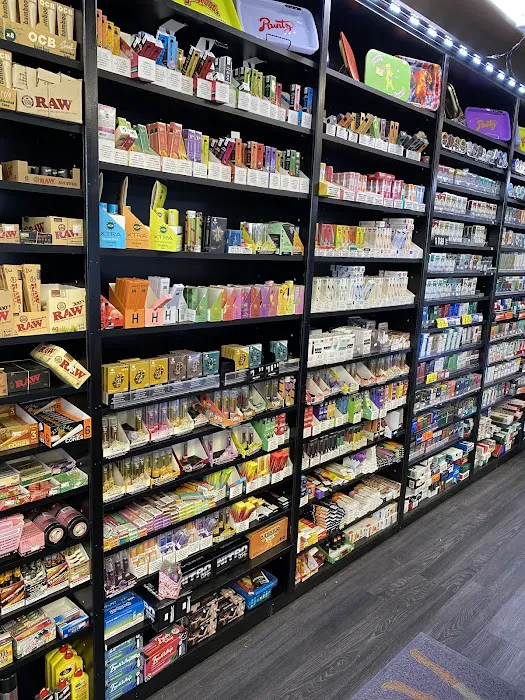 Lala Land Smoke Shop 6