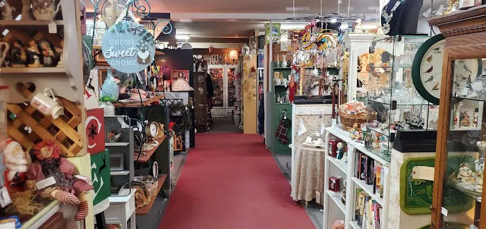 Mission Galleria Antique Shoppe 1