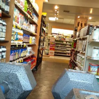 Clark's Nutrition & Natural Foods Market - Riverside