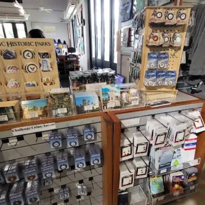 Pearl Harbor Gifts and Books