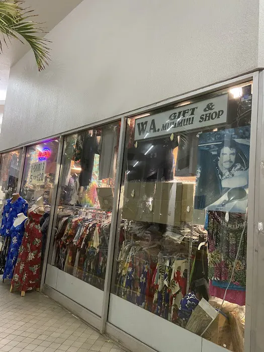 W A Muumuu & Gift Shop 3