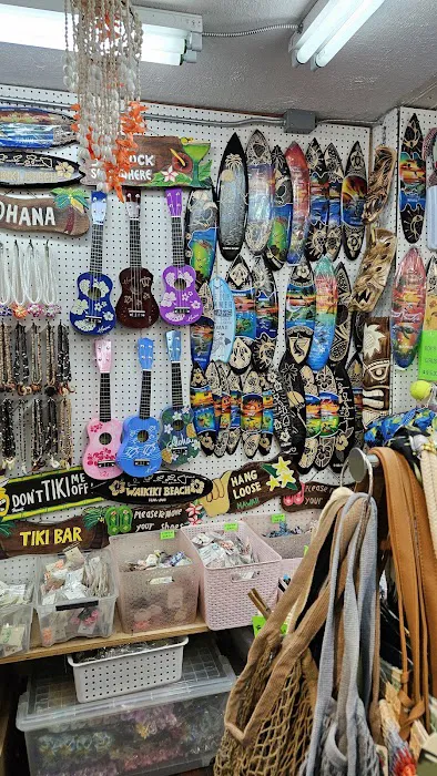 DKTL Gift shop 5