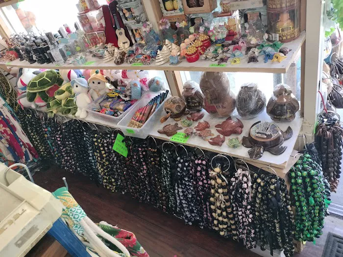 DKTL Gift shop 2