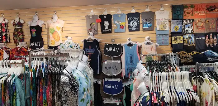 Makai Gift Outlet 1