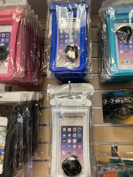 Makai Gift Outlet 7