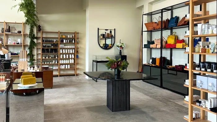 ISLAND-BOY shop 5