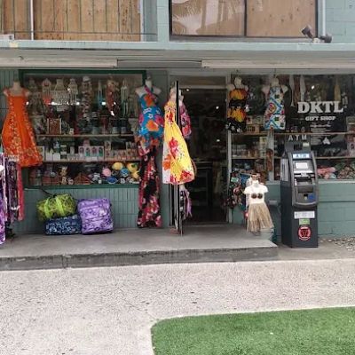 Hawaii gift shop