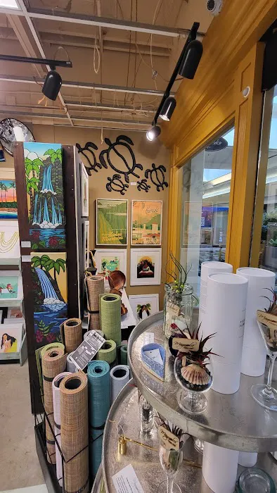 Magnolia Boutique & Gallery 3